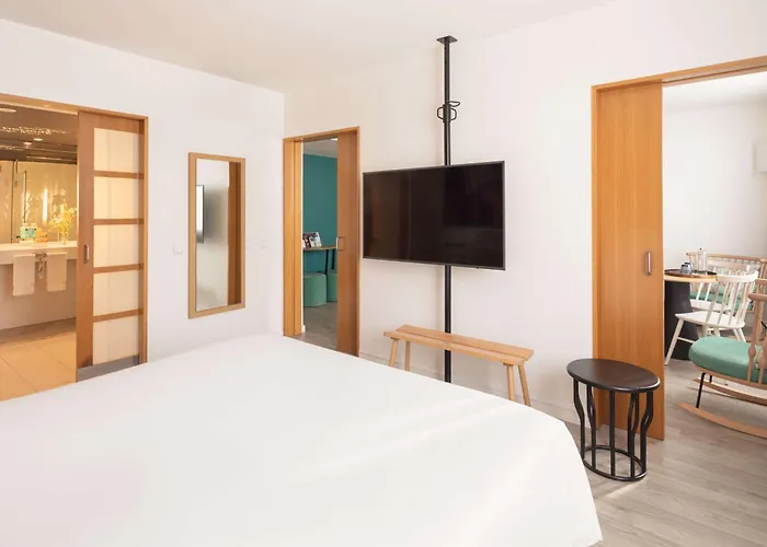 Novotel Barcelona Cornella